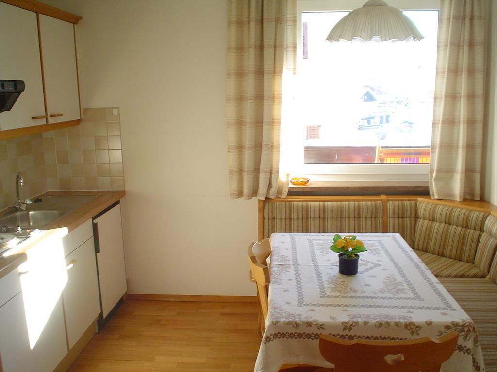 Ferienwohnung Haus Elli Deutschnofen Zimmer foto